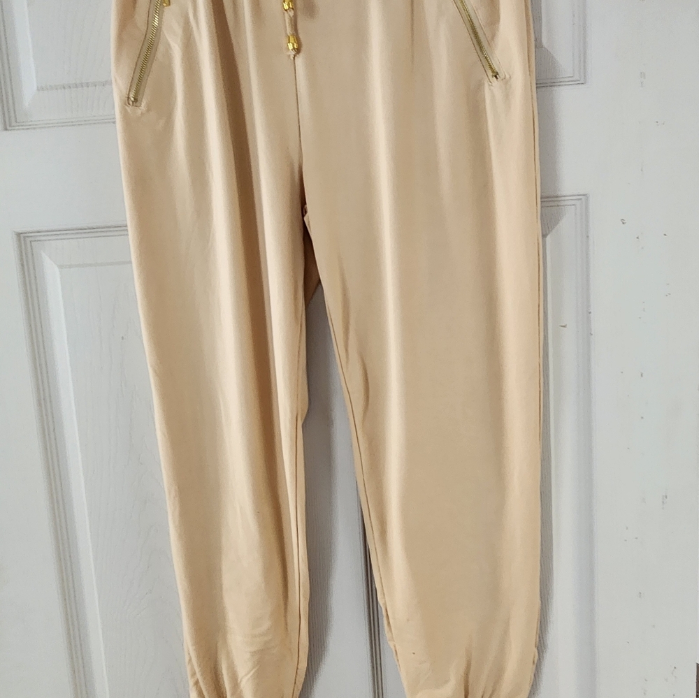 Women's jogging pants NWOT